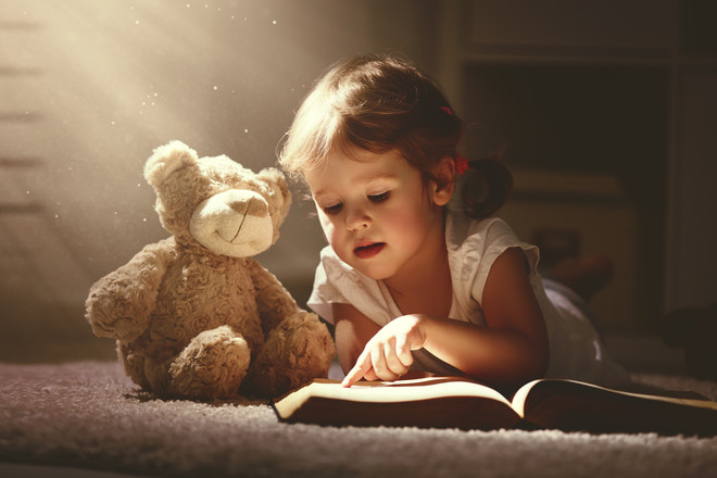 Top 10 cărți ce vor îmbunătăți vocabularul copilului tău